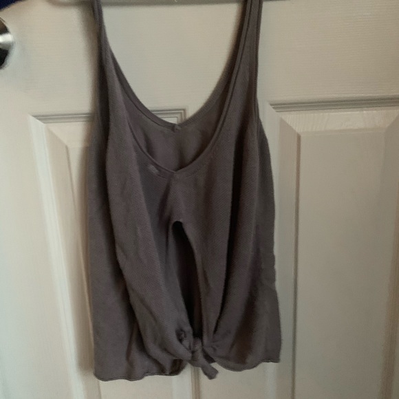 Lululemon tie back knitted tank - Picture 2 of 3